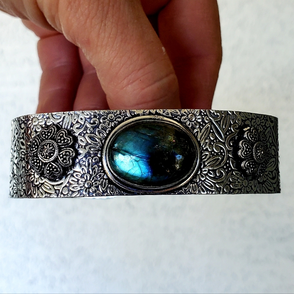 New Labradorite 925 Silver Cuff Bracelet.
